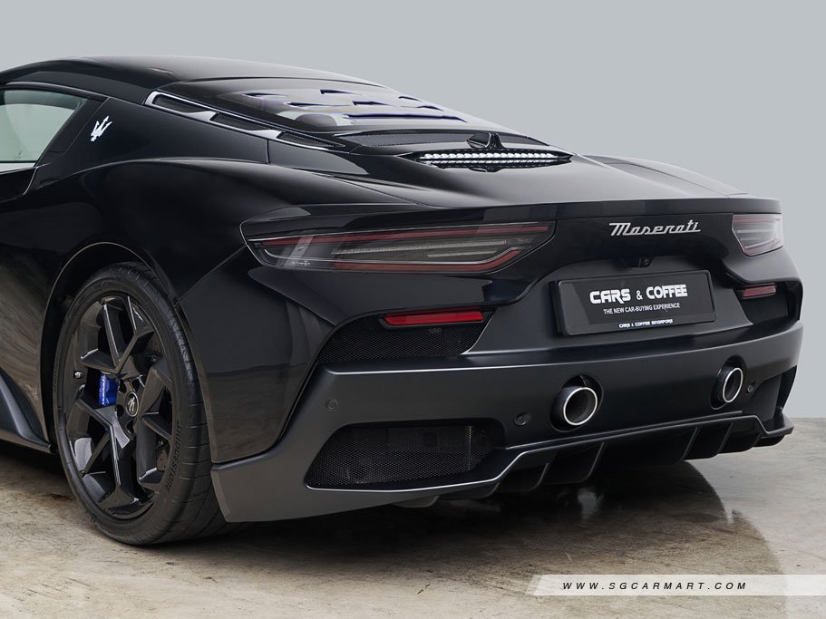 https://i.i-sgcm.com/new_cars/cars/21551/21551_g22