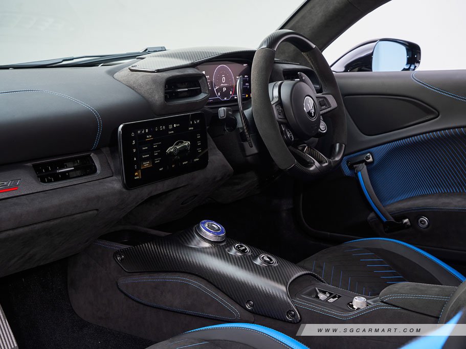 https://i.i-sgcm.com/new_cars/cars/21551/21551_g28