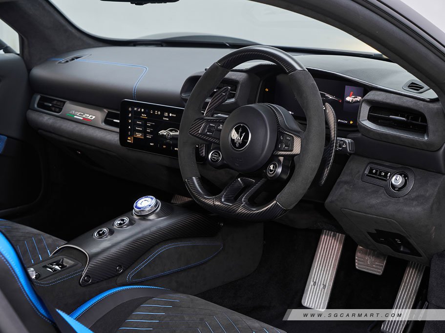 https://i.i-sgcm.com/new_cars/cars/21551/21551_g32