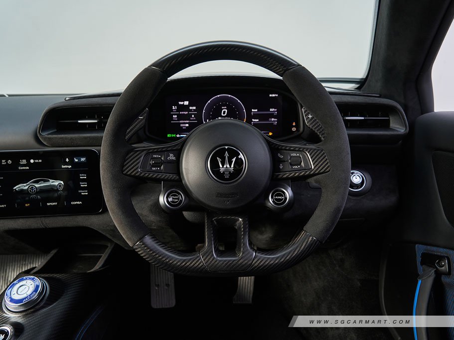 https://i.i-sgcm.com/new_cars/cars/21551/21551_g33