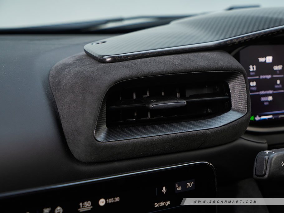 https://i.i-sgcm.com/new_cars/cars/21551/21551_g46