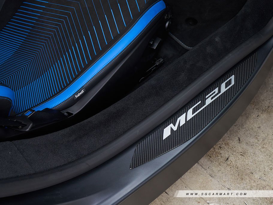 https://i.i-sgcm.com/new_cars/cars/21551/21551_g47