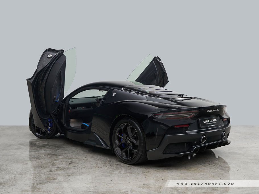 https://i.i-sgcm.com/new_cars/cars/21551/21551_g8