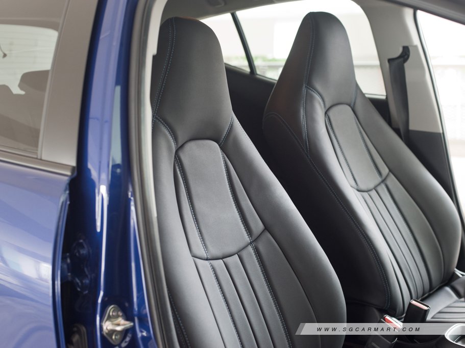 https://i.i-sgcm.com/new_cars/cars/21552/21552_g49