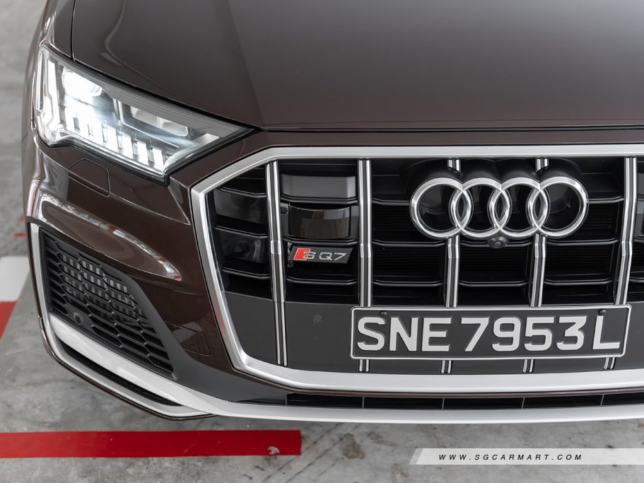 https://i.i-sgcm.com/new_cars/cars/21554/21554_g26