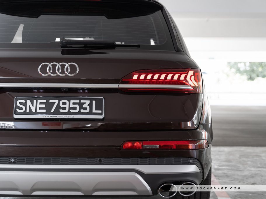 https://i.i-sgcm.com/new_cars/cars/21554/21554_g30