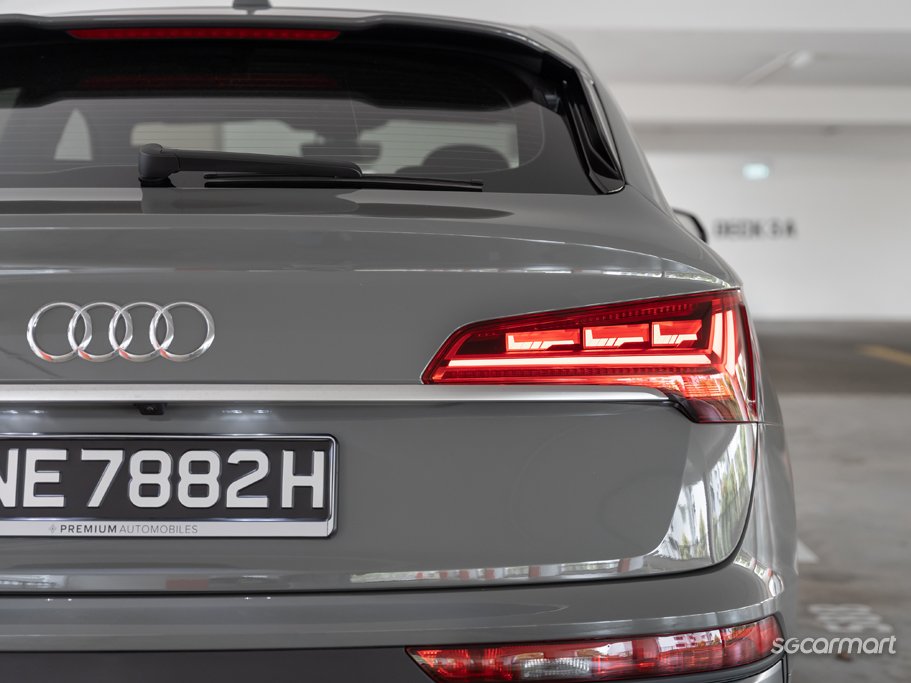 https://i.i-sgcm.com/new_cars/cars/21555/21555_g34