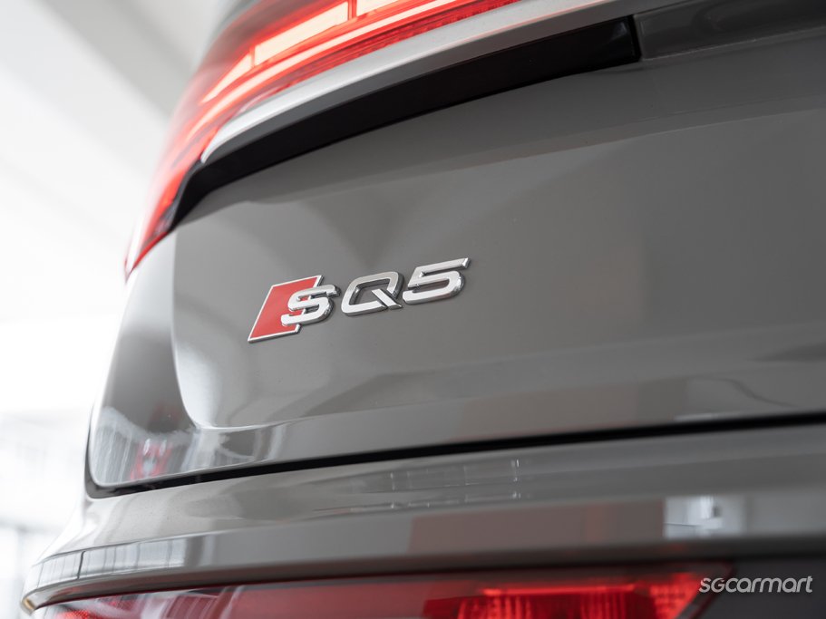 https://i.i-sgcm.com/new_cars/cars/21555/21555_g35