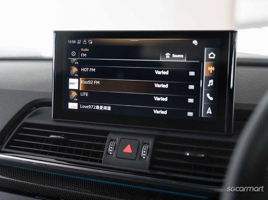 https://i.i-sgcm.com/new_cars/cars/21555/21555_g44