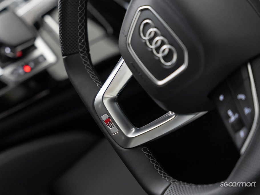 https://i.i-sgcm.com/new_cars/cars/21555/21555_g57