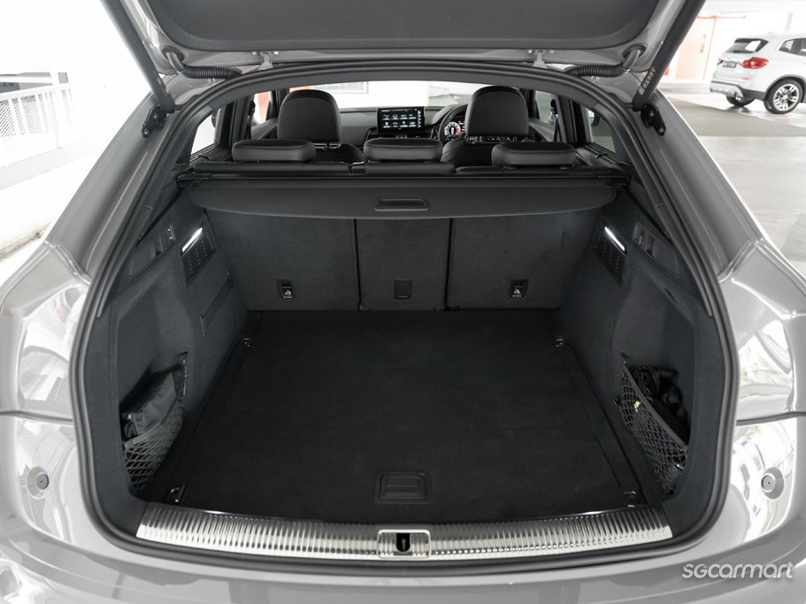 https://i.i-sgcm.com/new_cars/cars/21555/21555_g68
