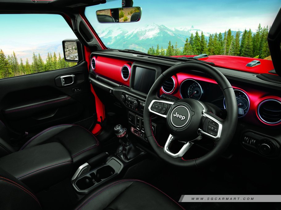 https://i.i-sgcm.com/new_cars/cars/21560/21560_g6