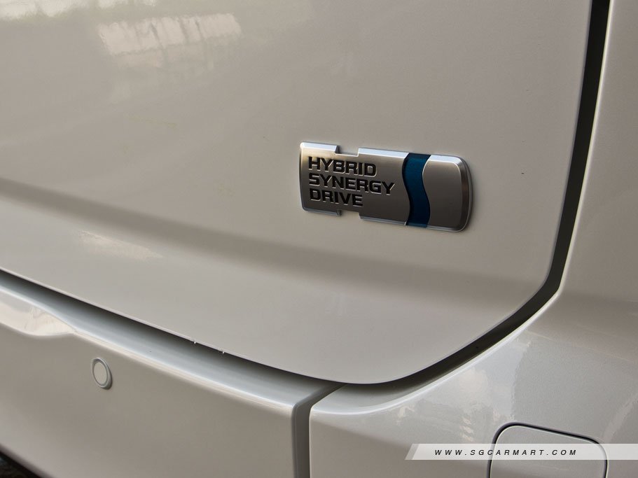 https://i.i-sgcm.com/new_cars/cars/21564/21564_g20
