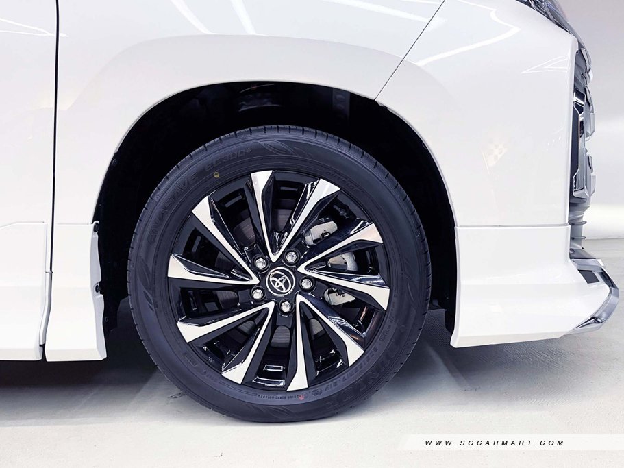 https://i.i-sgcm.com/new_cars/cars/21564/21564_g49