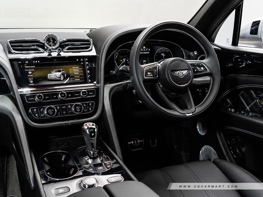 https://i.i-sgcm.com/new_cars/cars/21566/21566_g29