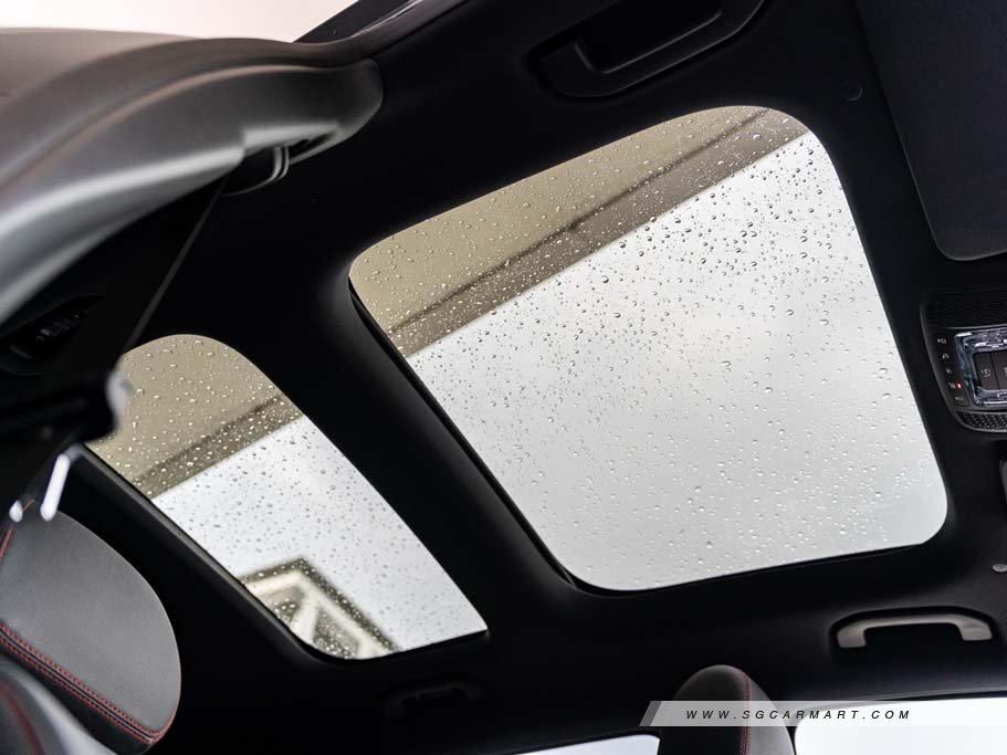 https://i.i-sgcm.com/new_cars/cars/21567/21567_g15