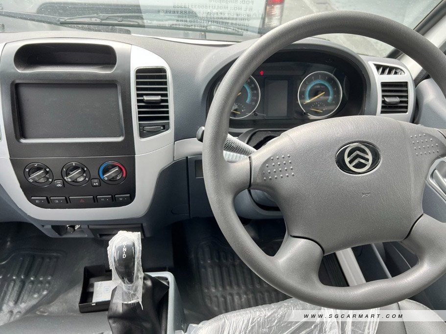 https://i.i-sgcm.com/new_cars/cars/21570/21570_g5
