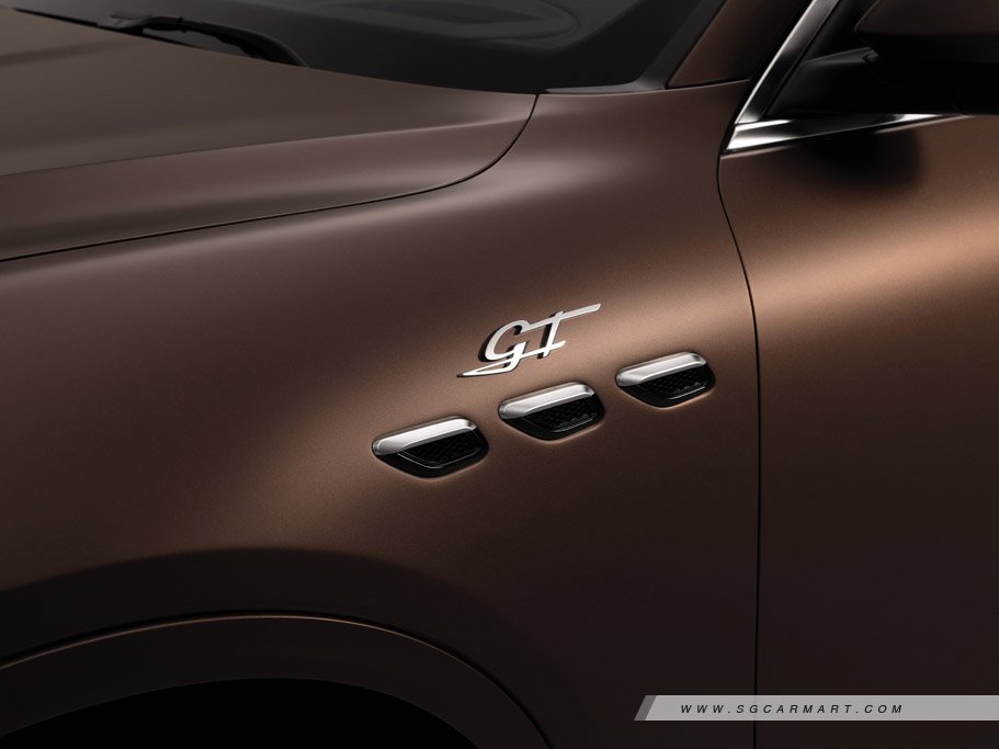https://i.i-sgcm.com/new_cars/cars/21571/21571_g12