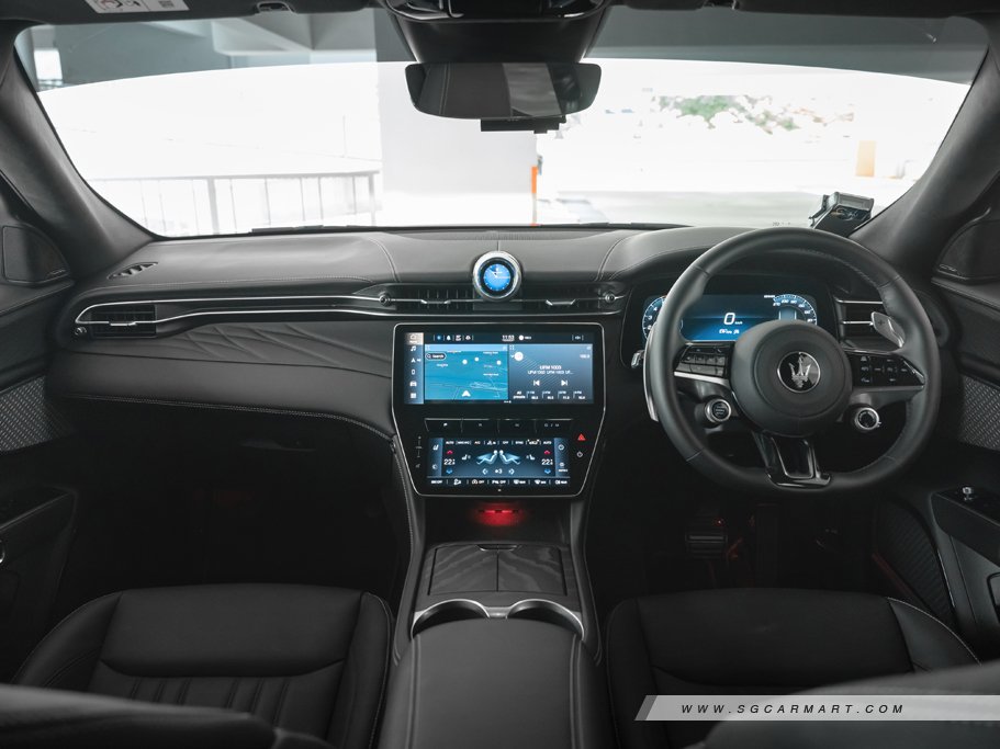 https://i.i-sgcm.com/new_cars/cars/21571/21571_g35