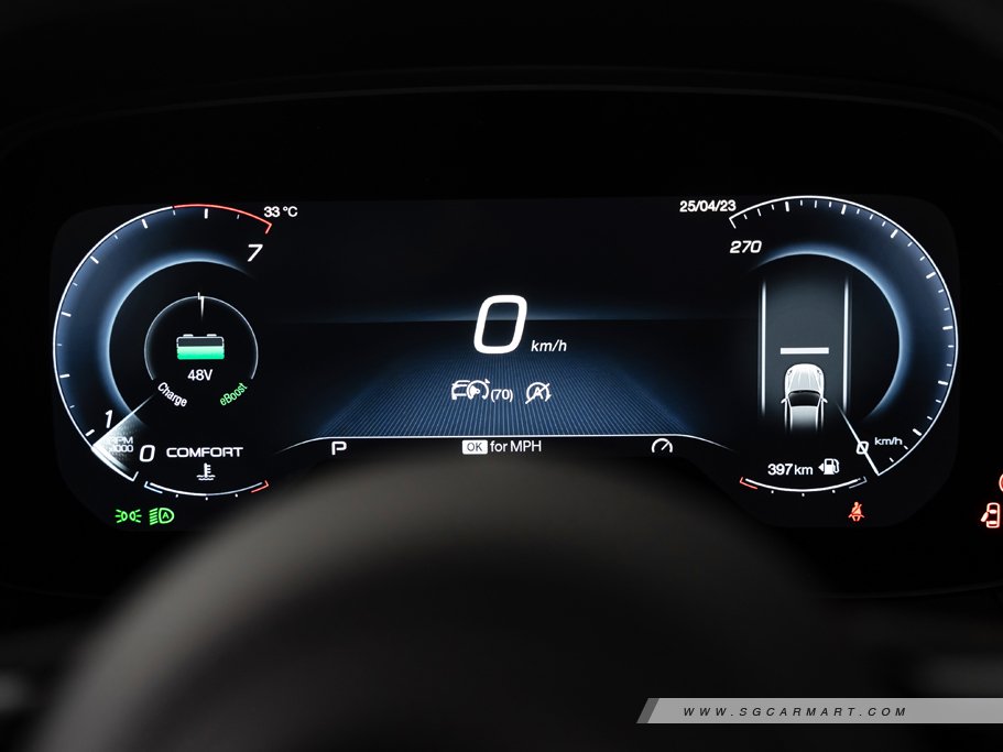 https://i.i-sgcm.com/new_cars/cars/21571/21571_g37
