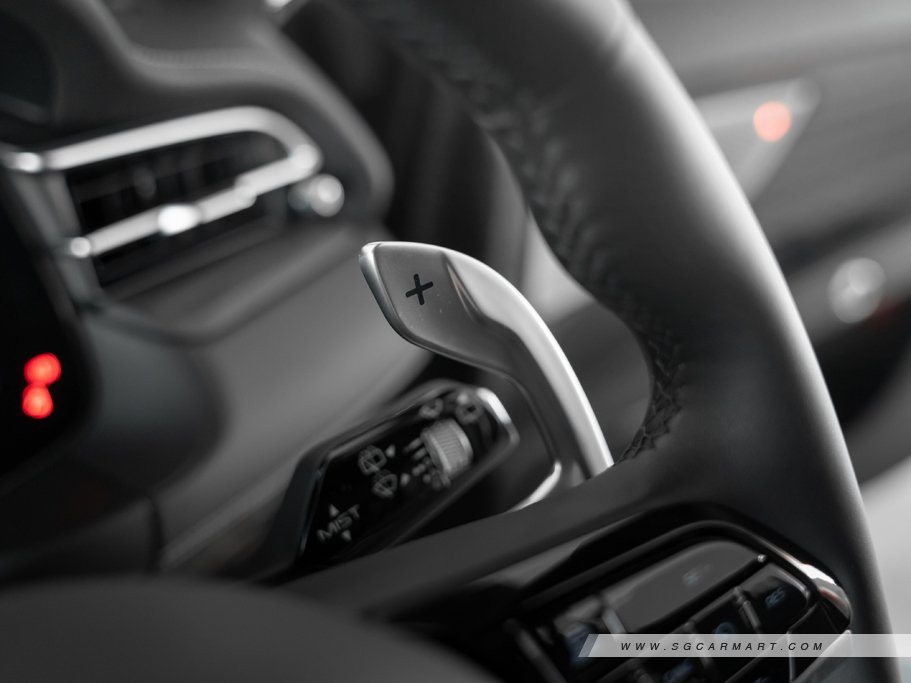 https://i.i-sgcm.com/new_cars/cars/21571/21571_g40
