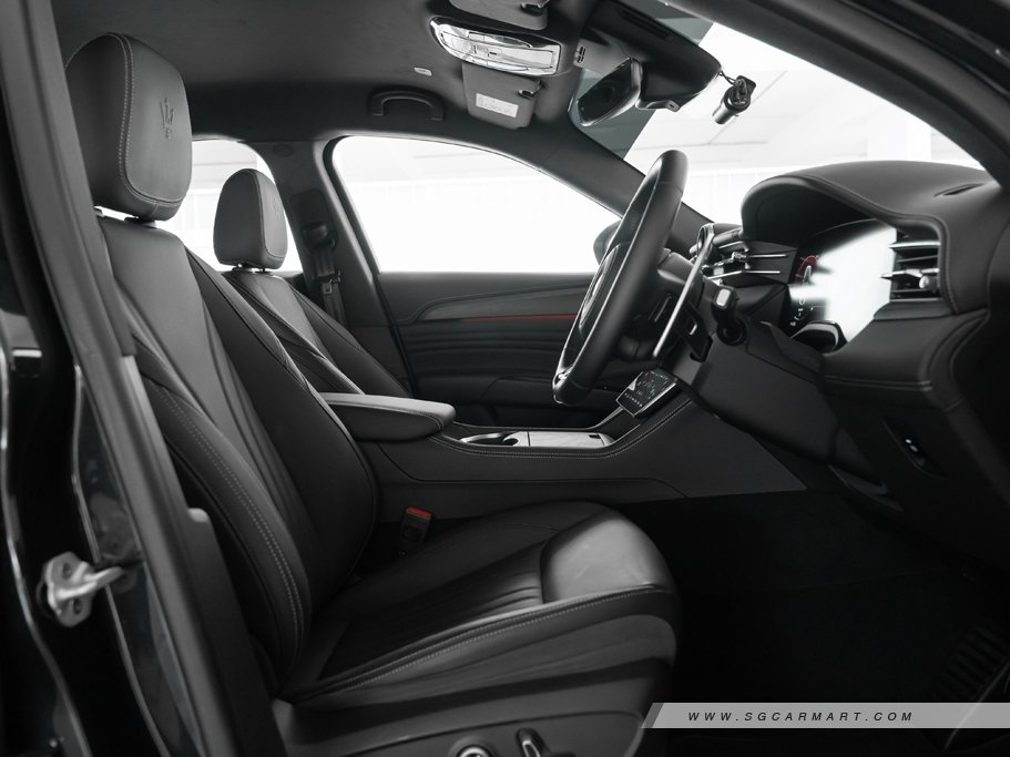 https://i.i-sgcm.com/new_cars/cars/21571/21571_g56