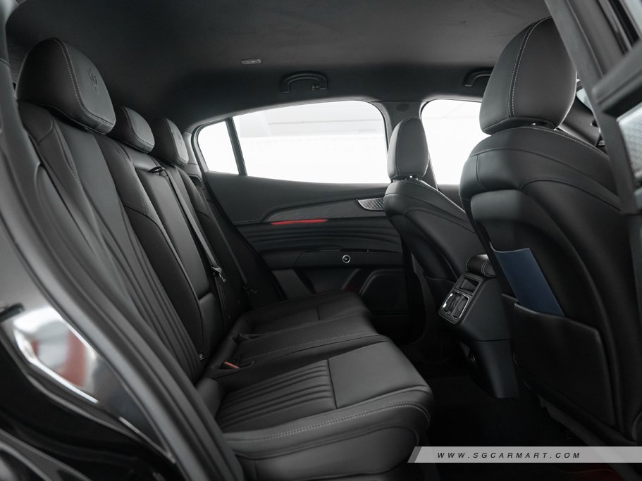 https://i.i-sgcm.com/new_cars/cars/21571/21571_g57