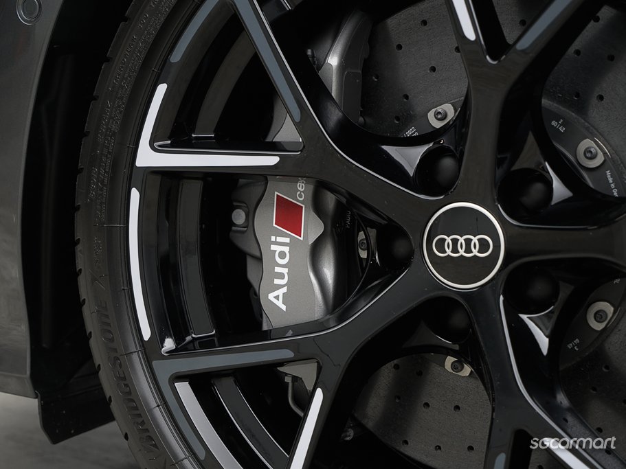 https://i.i-sgcm.com/new_cars/cars/21581/21581_g12
