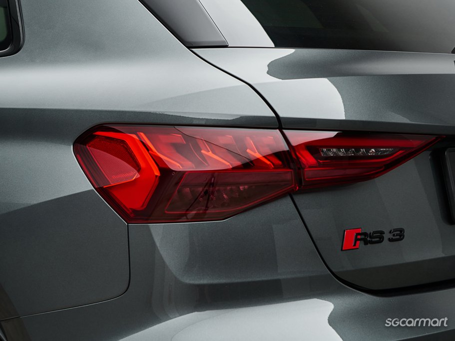 https://i.i-sgcm.com/new_cars/cars/21581/21581_g14