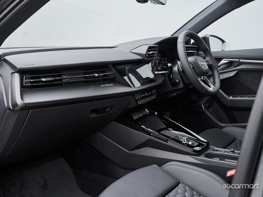 https://i.i-sgcm.com/new_cars/cars/21581/21581_g23