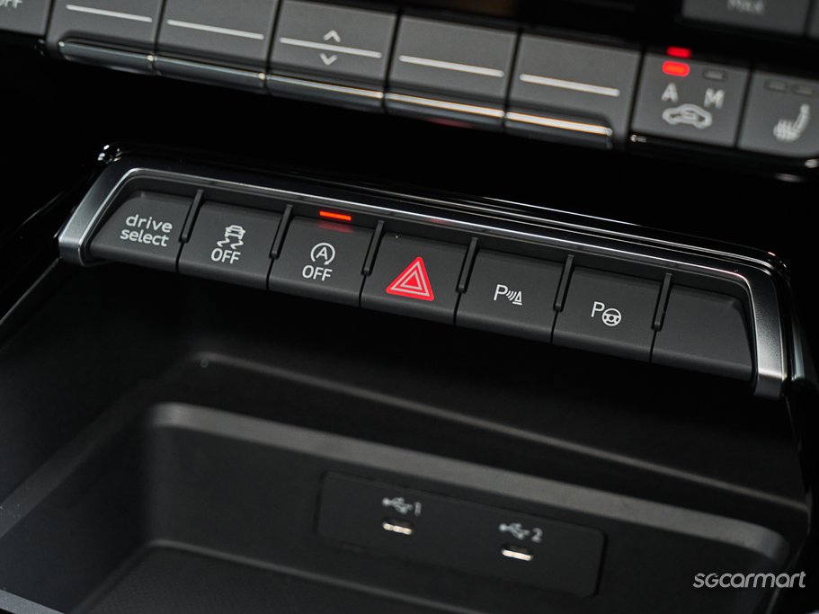 https://i.i-sgcm.com/new_cars/cars/21581/21581_g40