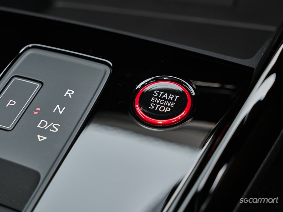 https://i.i-sgcm.com/new_cars/cars/21581/21581_g45