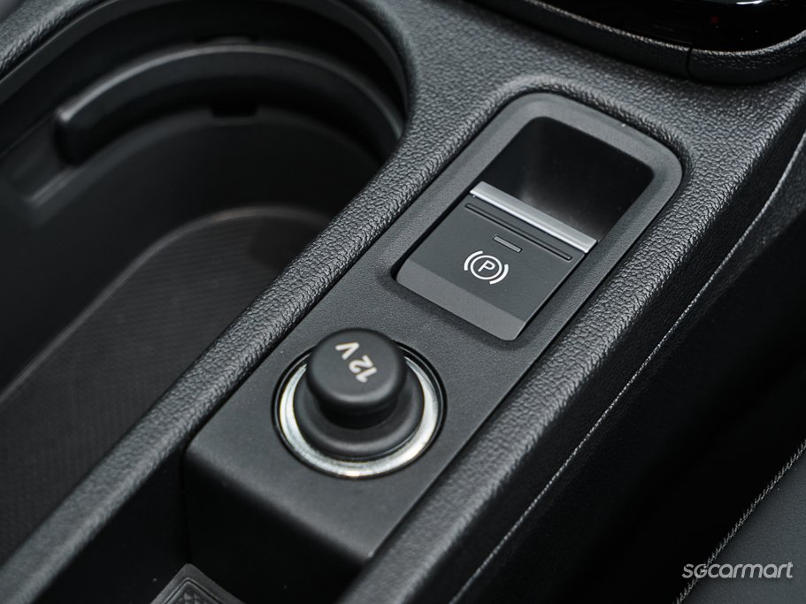 https://i.i-sgcm.com/new_cars/cars/21581/21581_g49