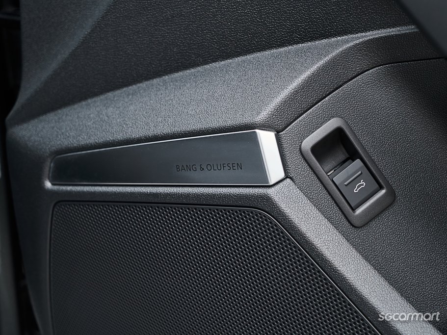 https://i.i-sgcm.com/new_cars/cars/21581/21581_g59
