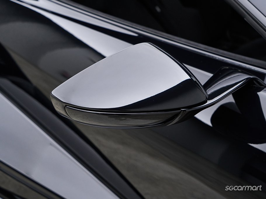 https://i.i-sgcm.com/new_cars/cars/21583/21583_g14