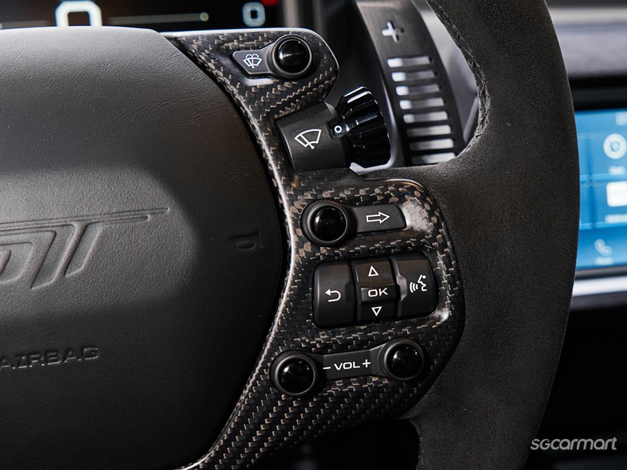 https://i.i-sgcm.com/new_cars/cars/21583/21583_g29