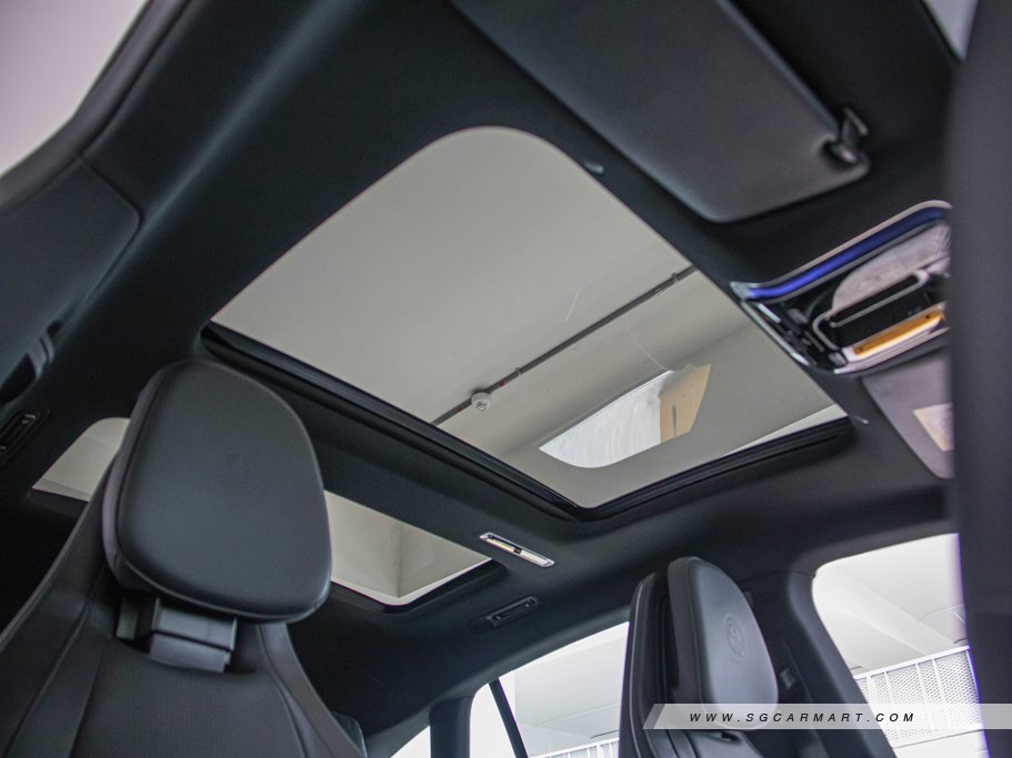 https://i.i-sgcm.com/new_cars/cars/21584/21584_g113