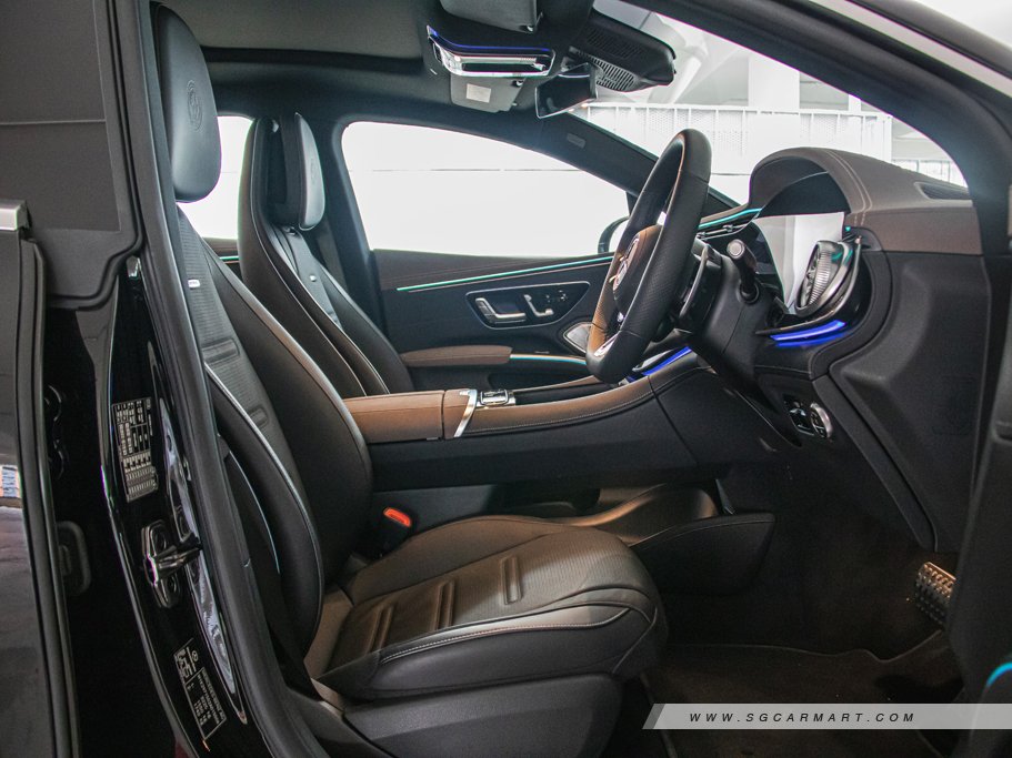 https://i.i-sgcm.com/new_cars/cars/21584/21584_g114