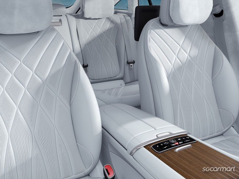 https://i.i-sgcm.com/new_cars/cars/21584/21584_g31