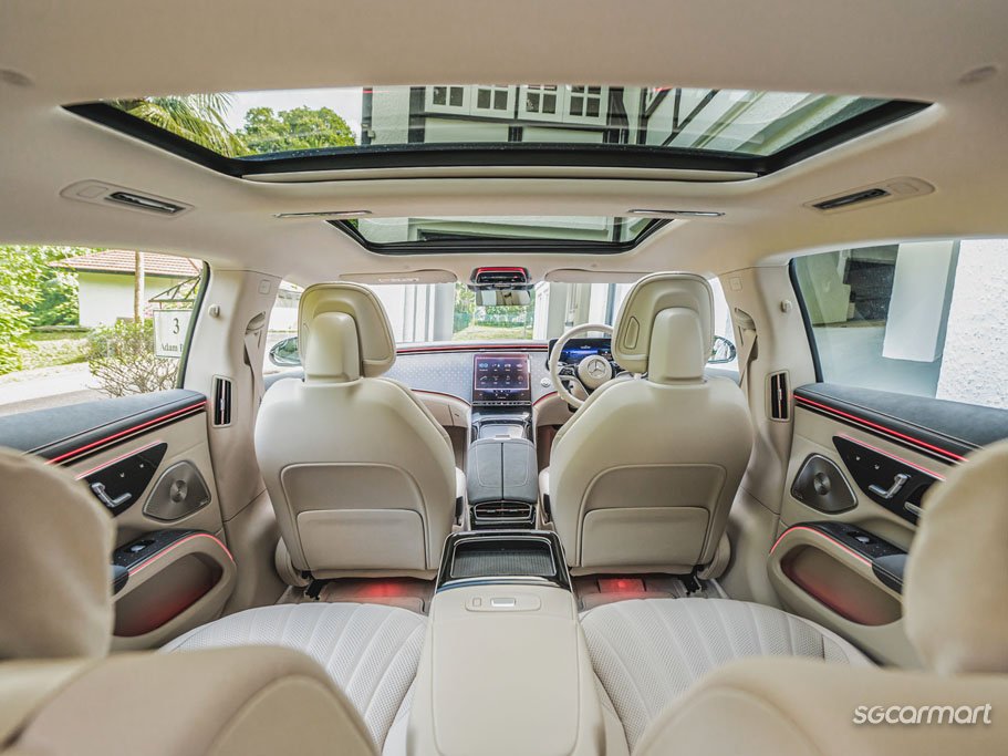 https://i.i-sgcm.com/new_cars/cars/21584/21584_g52