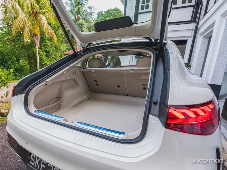 https://i.i-sgcm.com/new_cars/cars/21584/21584_g61
