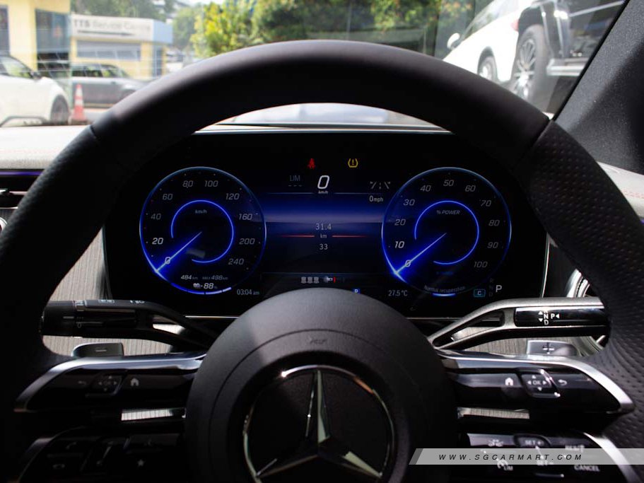 https://i.i-sgcm.com/new_cars/cars/21586/21586_g106