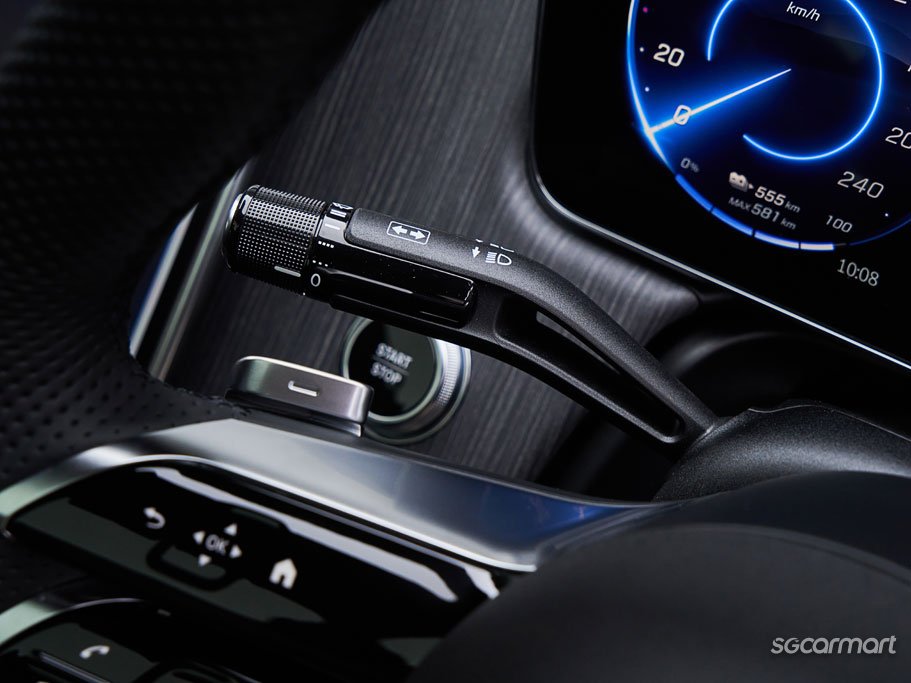 https://i.i-sgcm.com/new_cars/cars/21586/21586_g29