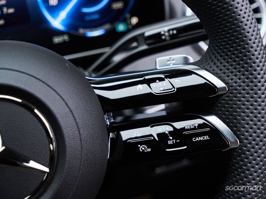 https://i.i-sgcm.com/new_cars/cars/21586/21586_g30