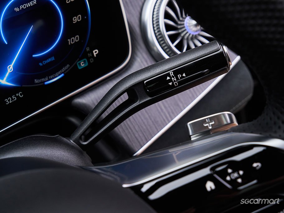 https://i.i-sgcm.com/new_cars/cars/21586/21586_g31