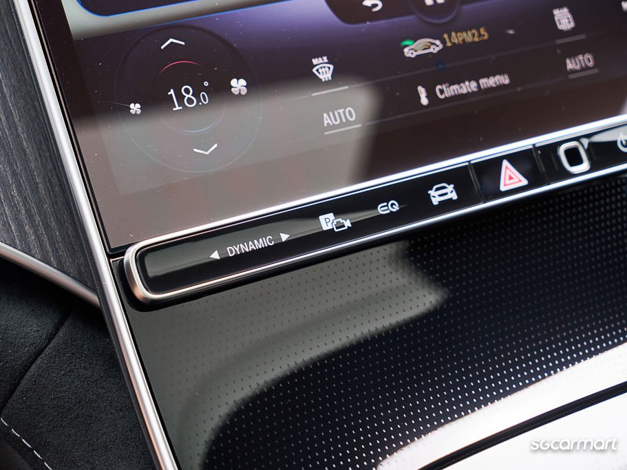 https://i.i-sgcm.com/new_cars/cars/21586/21586_g38