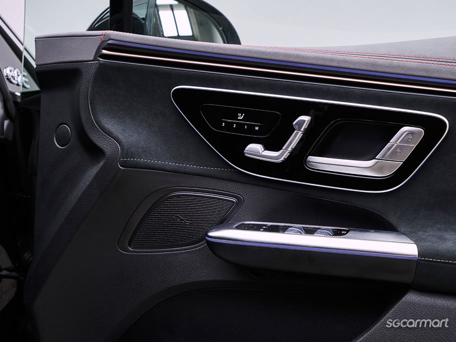 https://i.i-sgcm.com/new_cars/cars/21586/21586_g48