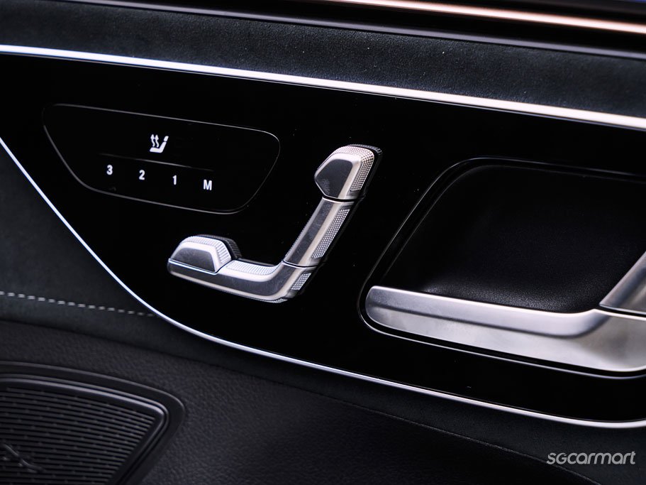 https://i.i-sgcm.com/new_cars/cars/21586/21586_g49