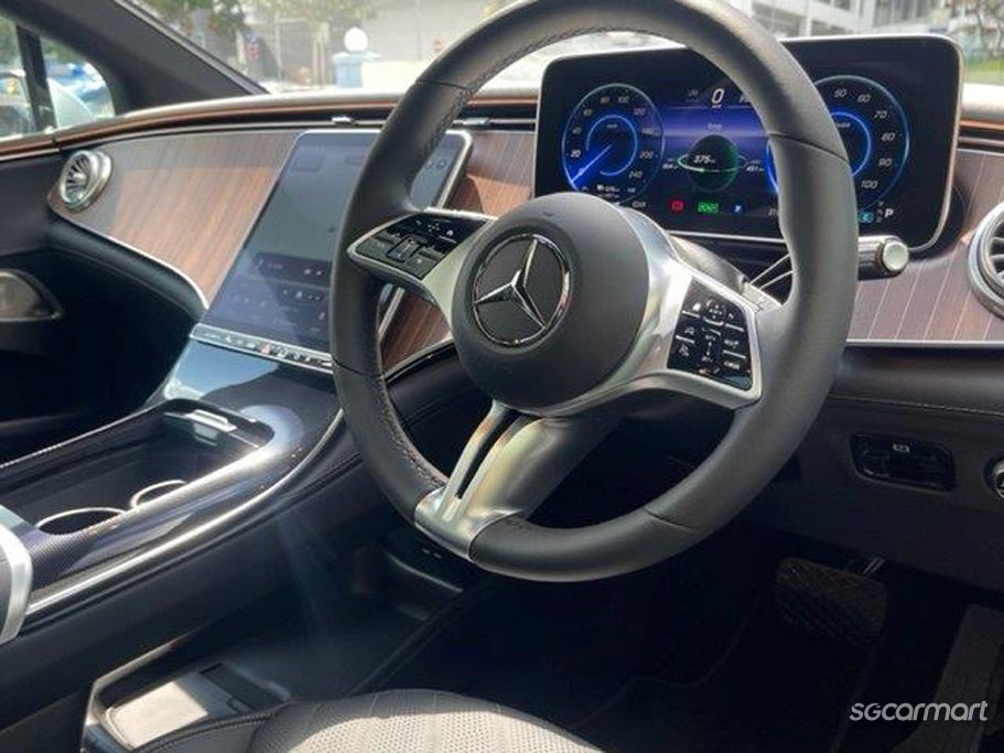 https://i.i-sgcm.com/new_cars/cars/21586/21586_g66