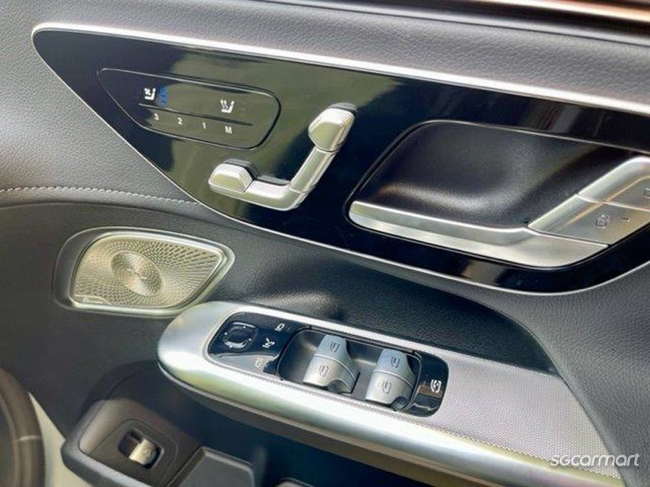 https://i.i-sgcm.com/new_cars/cars/21586/21586_g73